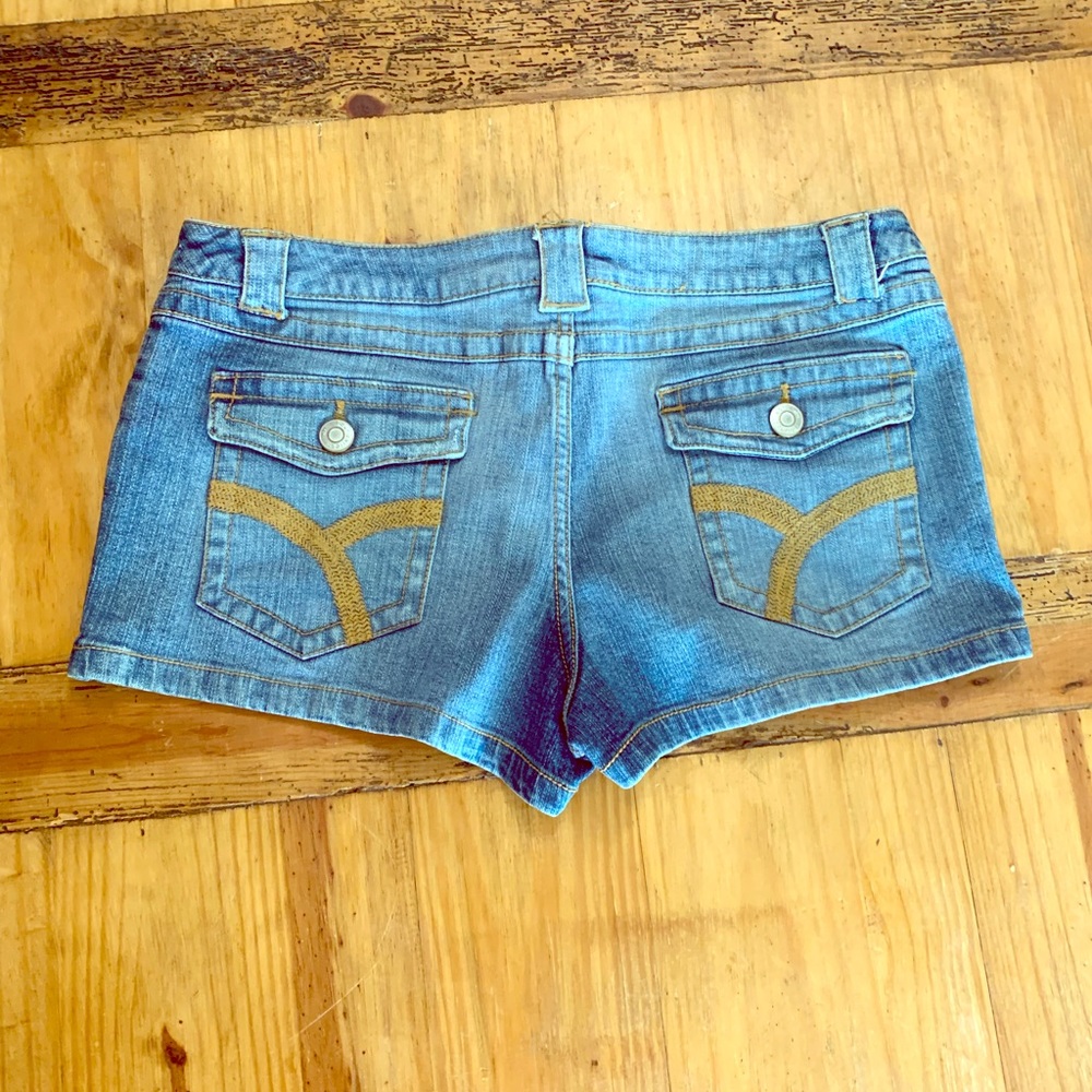 Jrs/Women's No Boundries Denim Stretch Shorts